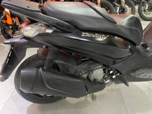 Carica l'immagine nel visualizzatore di Gallery, PIAGGIO BEVERLY 350 - 2013 - KM 35836