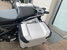 Carica l'immagine nel visualizzatore di Gallery, BMW R 1300 GS ADVENTURE TROPHY - 2025 - KM 807