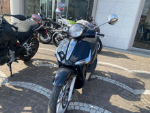 Carica l'immagine nel visualizzatore di Gallery, PIAGGIO LIBERTY 125 - 2025 - KM 15695