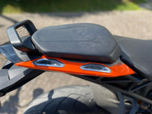 Carica l&#39;immagine nel visualizzatore di Gallery, KTM 1290 SUPER DUKE - 2018 - KM 13057