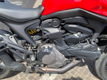 Carica l'immagine nel visualizzatore di Gallery, DUCATI MONSTER 937 - 2022 - KM 22476