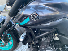 Carica l'immagine nel visualizzatore di Gallery, YAMAHA MT 07 - 2024 - KM 4979