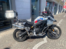 Carica l'immagine nel visualizzatore di Gallery, BMW F 900 GS ADVENTURE - 2024 - KM 7234