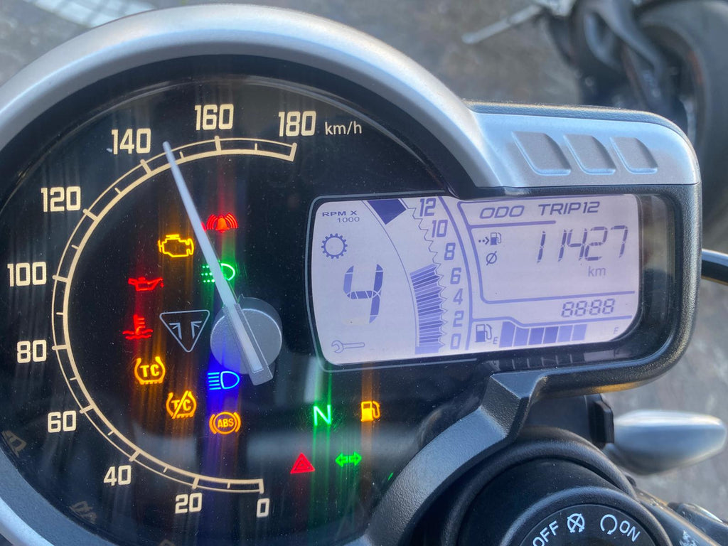 TRIUMPH SPEED 400 - 2025 - KM 11427