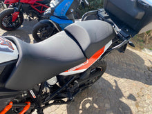 Carica l'immagine nel visualizzatore di Gallery, KTM 1290 SUPER ADVENTURE S - 2017 - KM 51098