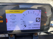 Carica l'immagine nel visualizzatore di Gallery, KTM 390 DUKE - 2023 - KM 14031