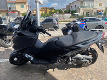 Carica l&#39;immagine nel visualizzatore di Gallery, YAMAHA T MAX 560 TECH MAX - 2021 - KM 13437