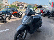 Carica l'immagine nel visualizzatore di Gallery, PIAGGIO BEVERLY 300 - 2014 - KM 16868