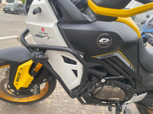 Carica l'immagine nel visualizzatore di Gallery, QJ MOTOR SVT 650 - 2024 - KM 9472