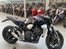 Carica l&#39;immagine nel visualizzatore di Gallery, HONDA CB 1000 R - 2018 - KM 15885