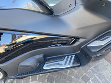 Carica l&#39;immagine nel visualizzatore di Gallery, YAMAHA T MAX TECH MAX 560 - 2024 - KM 2721