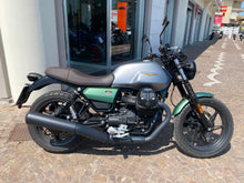 Carica l'immagine nel visualizzatore di Gallery, MOTO GUZZI V7 STONE CENTENARIO - 2022 - KM 17256